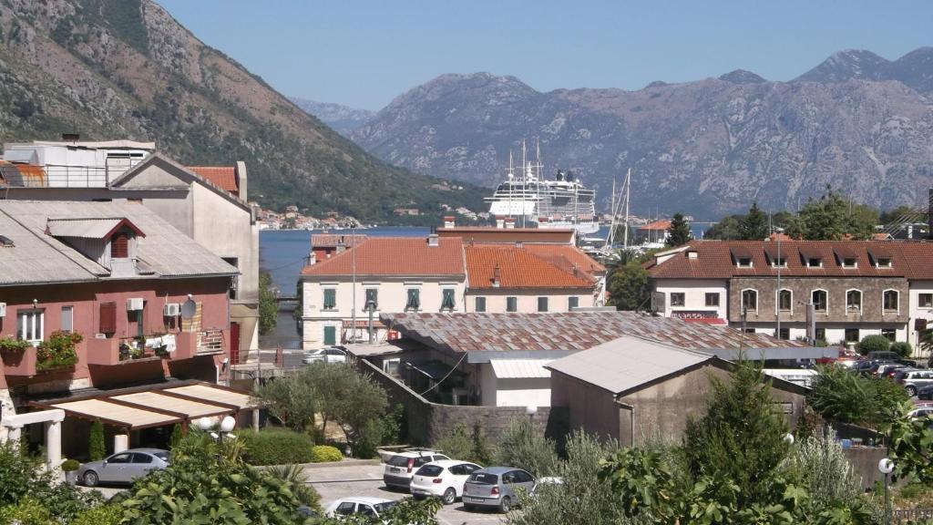 Vicky Apartments Kotor Exteriér fotografie